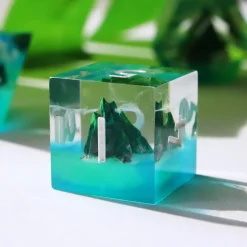 Critical Role The Shattered Teeth Dice Set